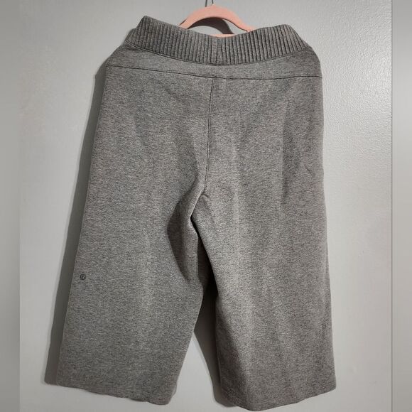 Lululemon Cropped Free Form Pants - Picture 6 of 7